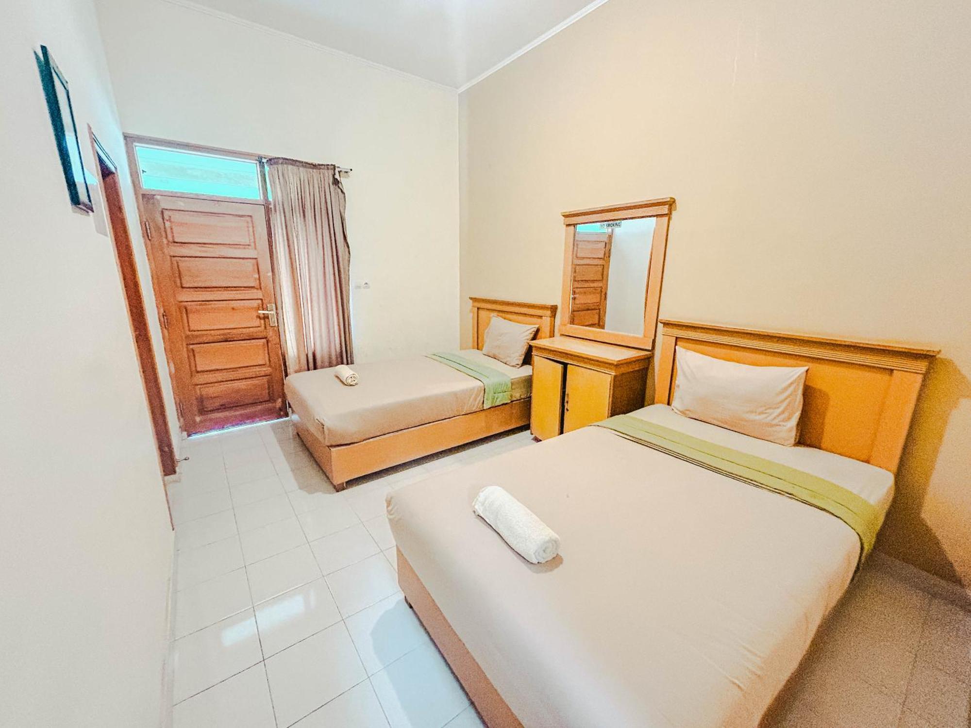 Lembah Rinjani Villa & Resto Syariah By Ecommerceloka Sembalunlawang Luaran gambar