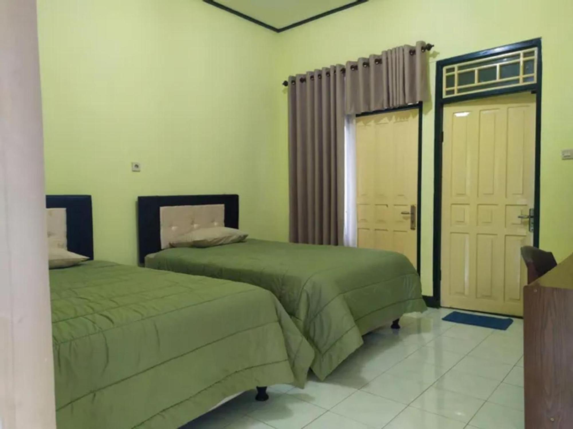 Lembah Rinjani Villa & Resto Syariah By Ecommerceloka Sembalunlawang Luaran gambar